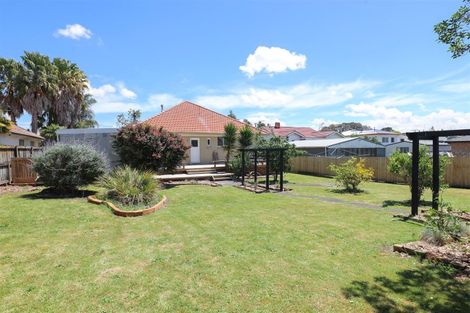 Photo of property in 156 Hakanoa Street, Huntly, 3700