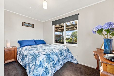 Photo of property in 23 Gibbons Crescent, Castlecliff, Whanganui, 4501