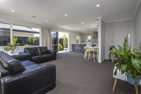 Photo of property in 3 Barham Place, Stoke, Nelson, 7011