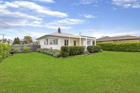 Photo of property in 2/9 Argyle Avenue, Pahurehure, Papakura, 2113