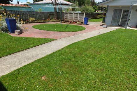 Photo of property in 73 Avenue Road, Foxton, 4814