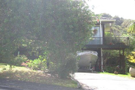 Photo of property in 10 Odette Road, Totara Vale, Auckland, 0629