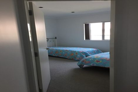 Photo of property in 106b Karewa Parade, Papamoa Beach, Papamoa, 3118