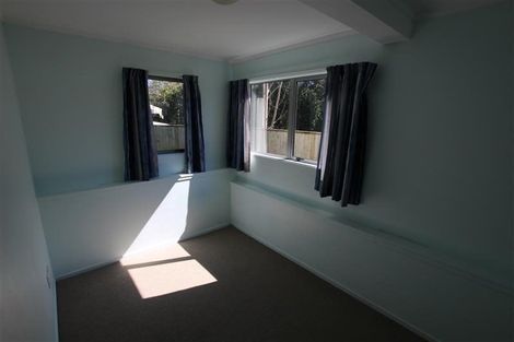Photo of property in 15 Katrina Place, Massey, Auckland, 0614