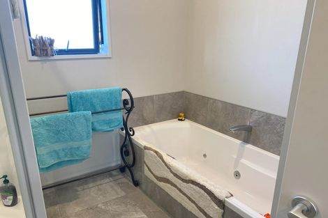 Photo of property in 11 Ethereal Crescent, Mount Pisa, Cromwell, 9383