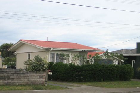 Photo of property in 75 Meeanee Quay, Westshore, Napier, 4110