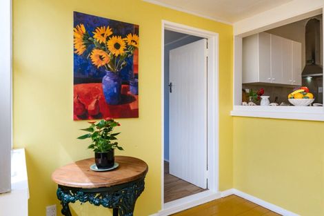 Photo of property in 9 Ngaio Street, West End, Palmerston North, 4412