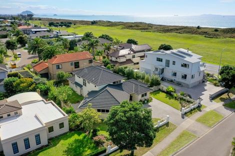 Photo of property in 4 Bermuda Drive, Papamoa Beach, Papamoa, 3118