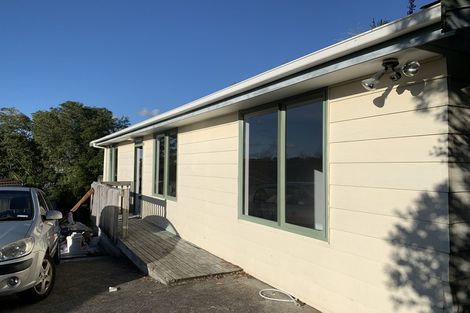 Photo of property in 2/10 Southview Place, Wattle Downs, Auckland, 2102