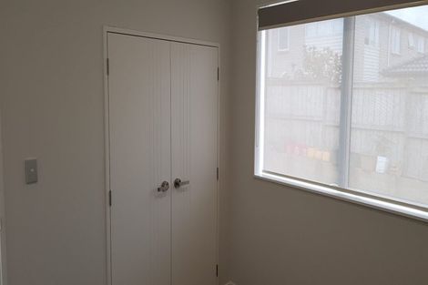 Photo of property in 5 Bruckless Drive, Flat Bush, Auckland, 2019