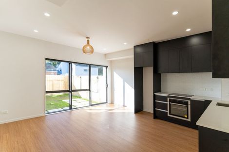 Photo of property in 6 Rangimarie Close, Opaheke, Papakura, 2113