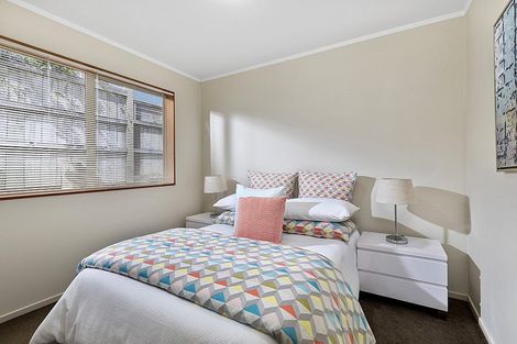 Photo of property in 11 Angel Way, Stanmore Bay, Whangaparaoa, 0932