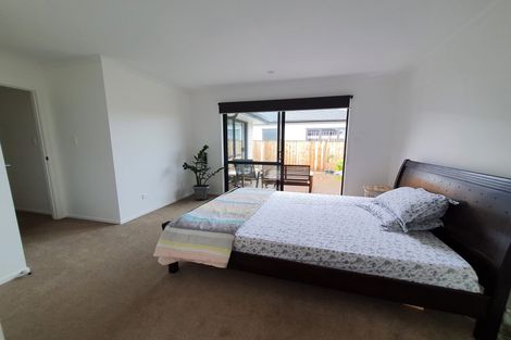 Photo of property in 65 Nobilo Road, Kumeu, 0810