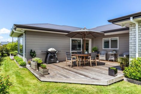 Photo of property in 8 Maison Way, Rangatira Park, Taupo, 3330