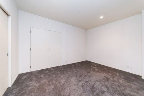 Photo of property in Maddison Apartments, 1/6g Queen Street, Palmerston North, 4410