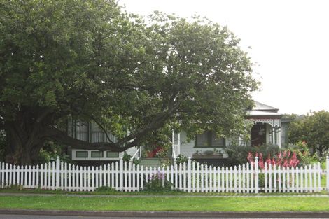 Photo of property in 49 Stout Street, Whataupoko, Gisborne, 4010