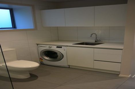 Photo of property in 1/220 Huatoki Street, Upper Vogeltown, New Plymouth, 4310