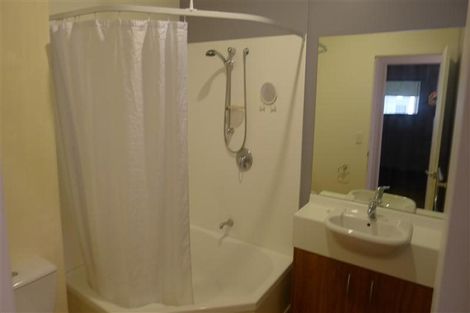 Photo of property in Stadium Garden Flats, 308/107 Thorndon Quay, Pipitea, Wellington, 6011