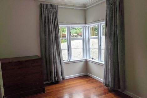 Photo of property in 6 David Crescent, Karori, Wellington, 6012