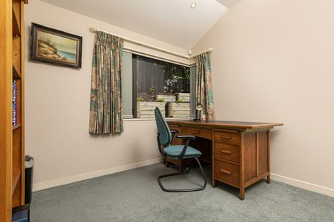 Photo of property in 10 Ashburn Close, Orewa, 0931