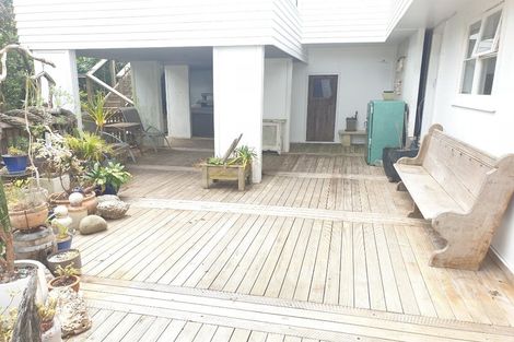 Photo of property in 6 Amos Way, Kingston, Wellington, 6021