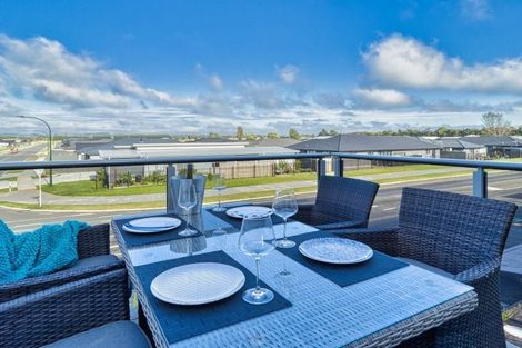 Photo of property in 124a Te Awa Avenue, Te Awa, Napier, 4110