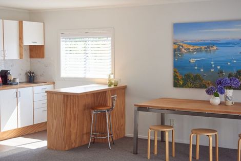 Photo of property in 1/268 Sunset Road, Windsor Park, Auckland, 0632