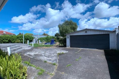 Photo of property in 385 Bucklands Beach Road, Bucklands Beach, Auckland, 2012