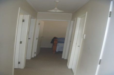 Photo of property in 1/2 Walter Strevens Drive, Conifer Grove, Takanini, 2112