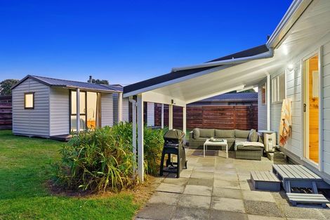 Photo of property in 116 Tutere Street, Waikanae Beach, Waikanae, 5036