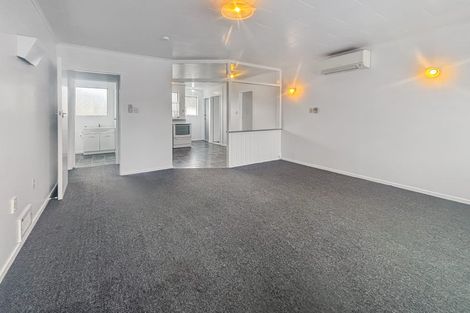 Photo of property in 2/404 Gloucester Street, Taradale, Napier, 4112