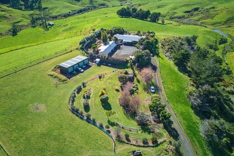 Photo of property in 996 Awhitu Road, Pollok, Waiuku, 2683