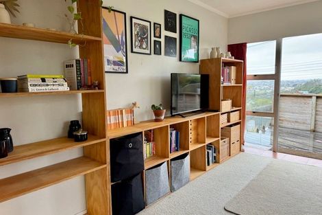 Photo of property in 3 Findlay Street, Moturoa, New Plymouth, 4310