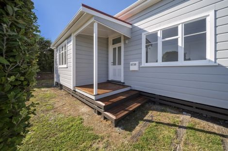 Photo of property in 6 Egmont Street, Normanby, Hawera, 4614