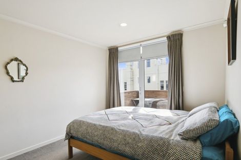 Photo of property in 13/15 Roxburgh Street, Mount Victoria, Wellington, 6011