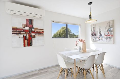 Photo of property in 5 Parrs Cross Road, Henderson, Auckland, 0612