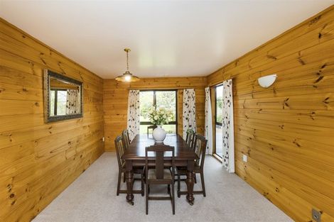 Photo of property in 9 Wanganui Road, Marton, 4710