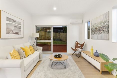 Photo of property in 19a Wylie Avenue, Sunnynook, Auckland, 0620