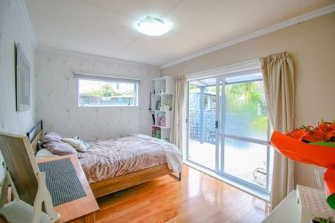 Photo of property in 140 Aokautere Drive, Fitzherbert, Palmerston North, 4410