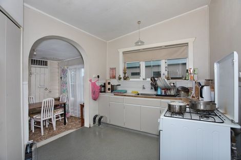 Photo of property in 107 Bridge Street, Bulls, 4818