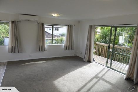Photo of property in 12a Seaton Road, Murrays Bay, Auckland, 0630