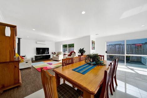 Photo of property in 24 Moulton Street, Moturoa, New Plymouth, 4310