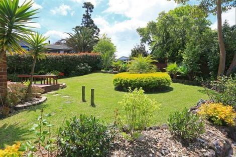 Photo of property in 61 Oreil Avenue, West Harbour, Auckland, 0618