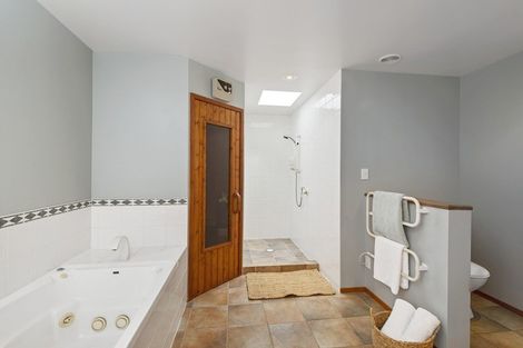 Photo of property in 1592 Tram Road, Swannanoa, Rangiora, 7475