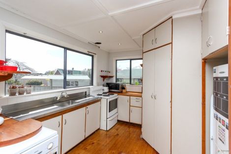 Photo of property in 15 Tuahu Place, Waitara, 4320