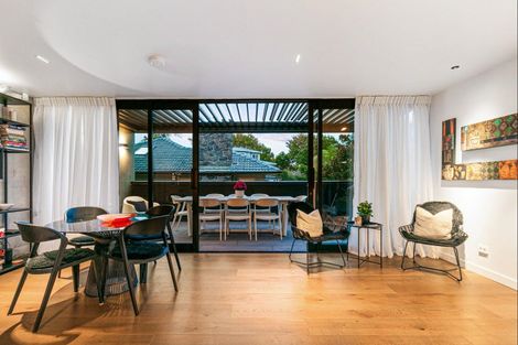 Photo of property in 1/279 Lake Road, Belmont, Auckland, 0622