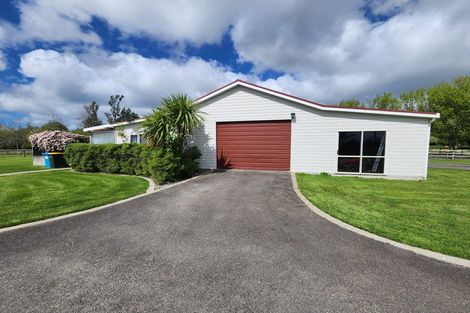 Photo of property in 1095 Queen Street East, Levin, 5571