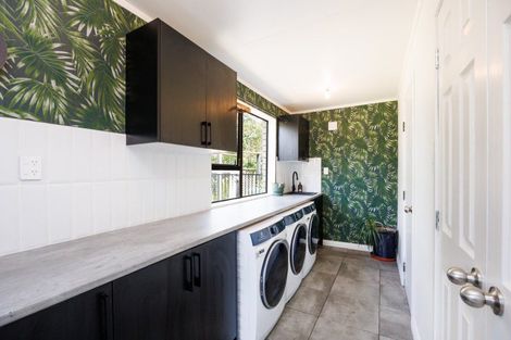 Photo of property in 38 Russell Street, Foxton, 4814