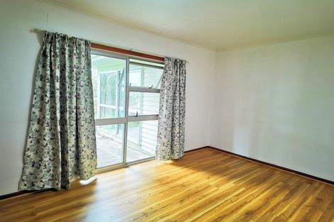 Photo of property in 60 Tatariki Street, Rosehill, Papakura, 2113