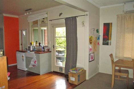 Photo of property in 27 Woodhaugh Street, Woodhaugh, Dunedin, 9010